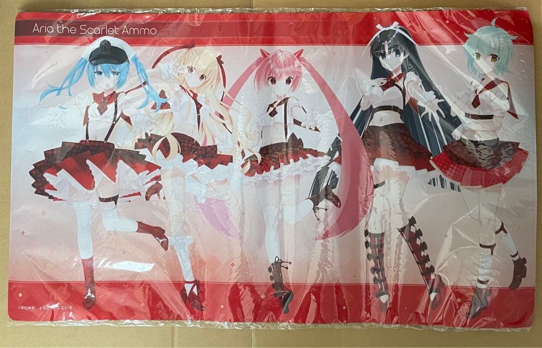 緋弾のアリア ラバーデスクマット 15周年学園祭アイドルver. - メルカリ