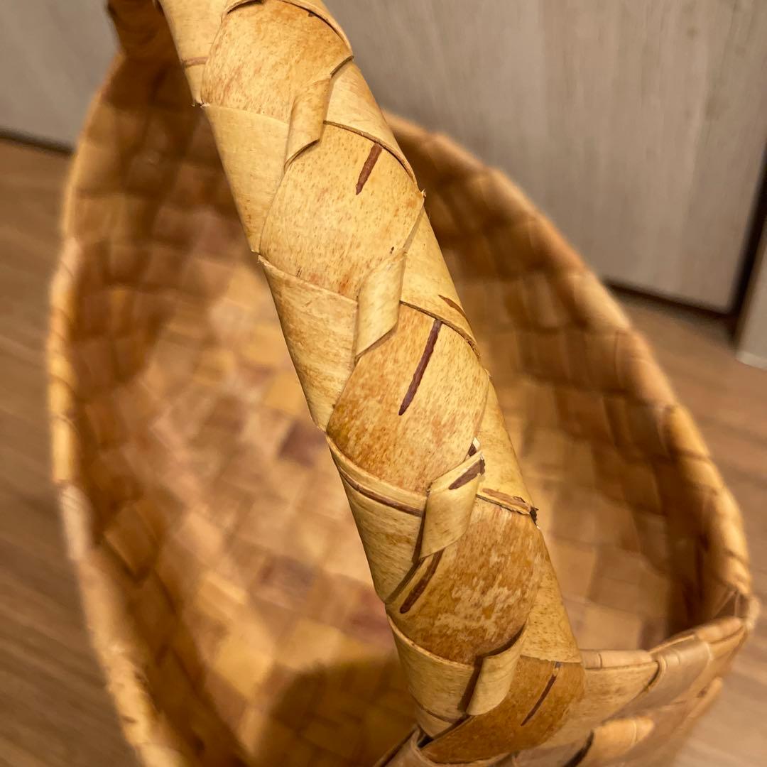 1点のみ！ロシア　白樺作家　イリーナ　ワンハンドルつきのかご　入荷は今後無し