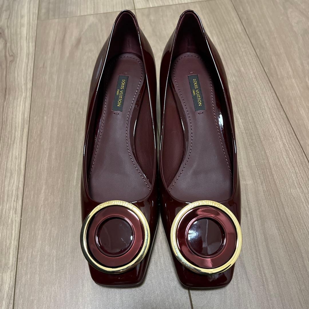 ルイヴィトン　エナメル　パンプス 中古・古着通販】LOUIS VUITTON (ルイ ヴィトン) LVロゴ チェーン