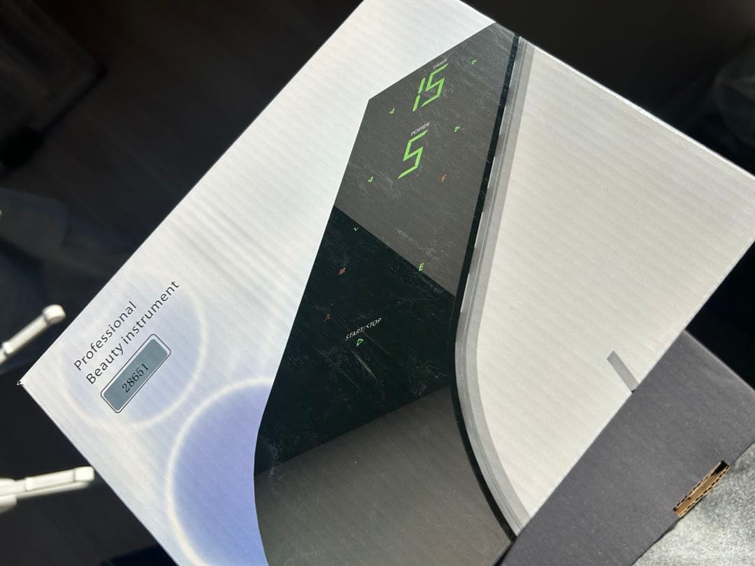 毛穴吸引器、毛穴洗浄機 Amazon.co.jp: ZENIX ハイドロワン ハイドラフェイシャル 毛穴洗浄