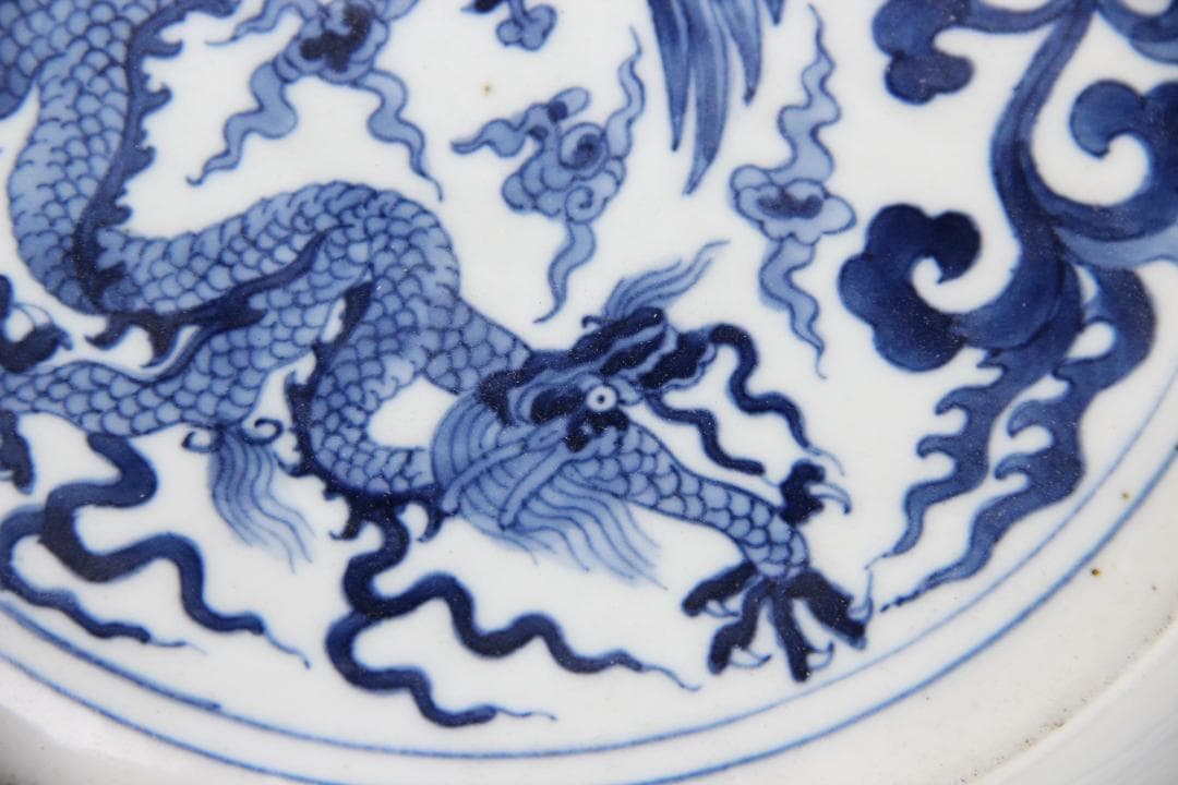 中国 清代 染付 青花双龍戯珠図 花口洗 大明宣徳年製 文房具 皿 FJ9-10