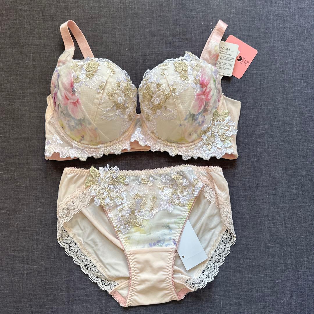 ワコールルジェ 背中スッキリ脇高ブラE70花柄レース ショーツMセット