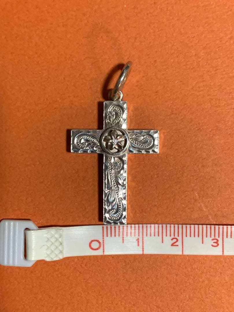 hoo】鍛造ハワイアンジュエリー [手彫り] プルメリアクロス ペンダント