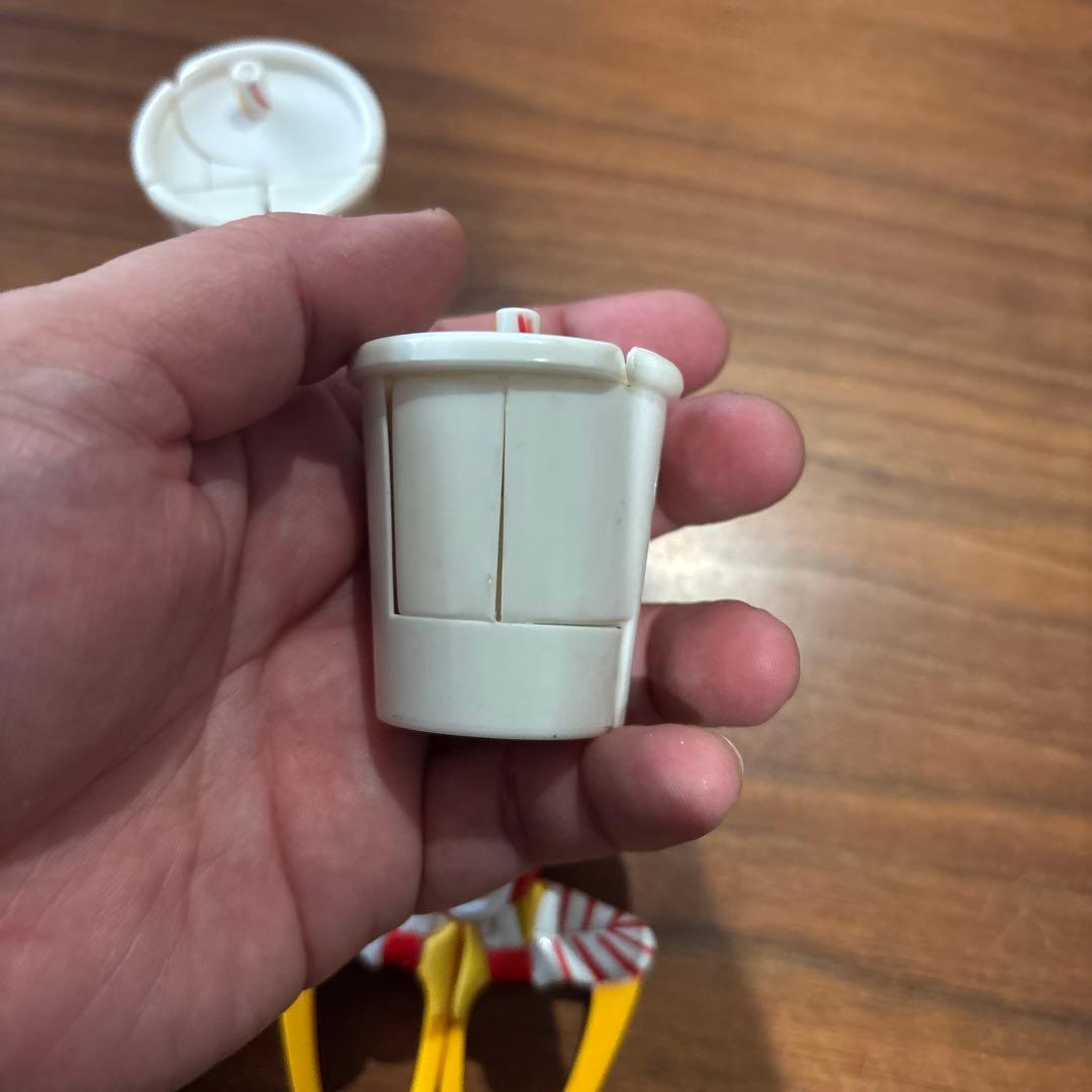 1991年 マクドナルド ドナルド ハサミ 変身する￼シェイク ￼非売品 おまけ