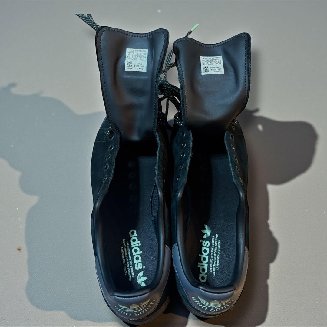 ティファニーブルーの名品】アディダス スタンスミス ブラック