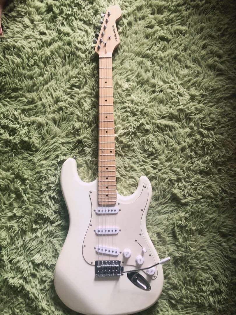 PLAYTECH (プレイテック) エレキギター （白） - メルカリ