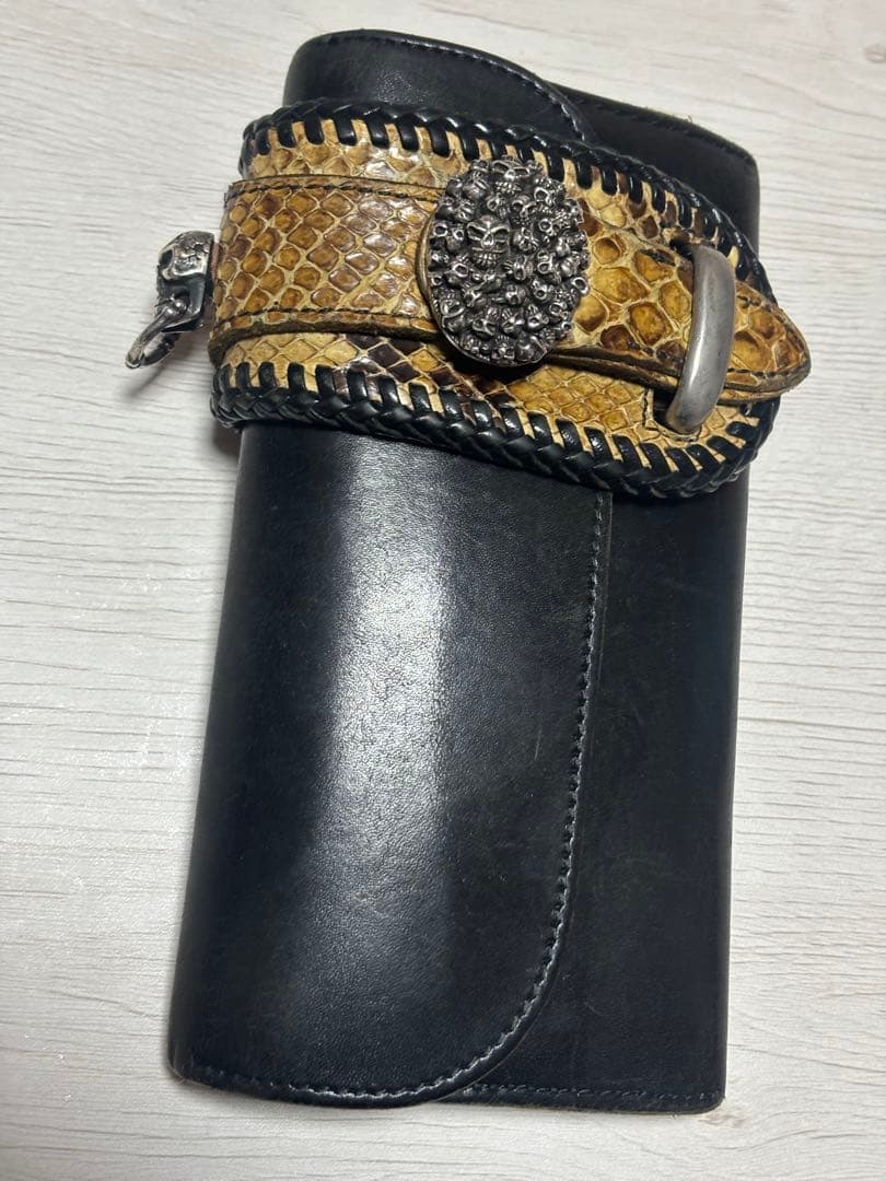 m*i様 ALZUNI カスタムバイカーウォレット　パイソンシルバーカスタム ALZUNI カスタムバイカーウォレット パイソンシルバーカスタム - メルカリ