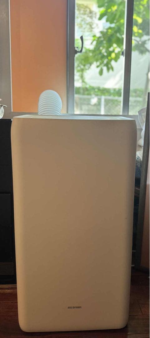 ポータブルクーラー IPA-3523G 楽天市場】ポータブルクーラー 冷専 IPA-3523G ホワイト送料無料