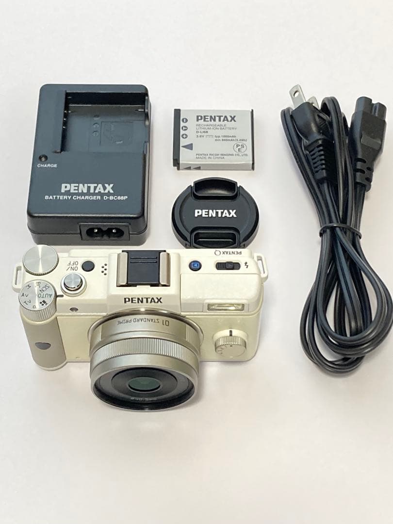 PENTAX ペンタックス　ミラーレス一眼Q ホワイト　01レンズセット Qシリーズ ペンタックス PENTAX Q 01 02 ダブルレンズキット ホワイト