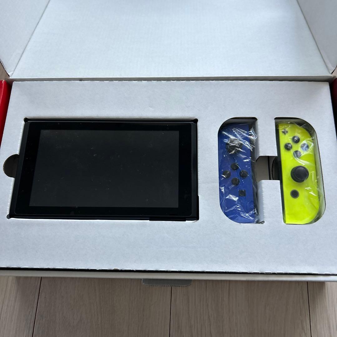 日本限定 Nintendo Switch 本体 ブルー/ネオンイエロー EI2584883122