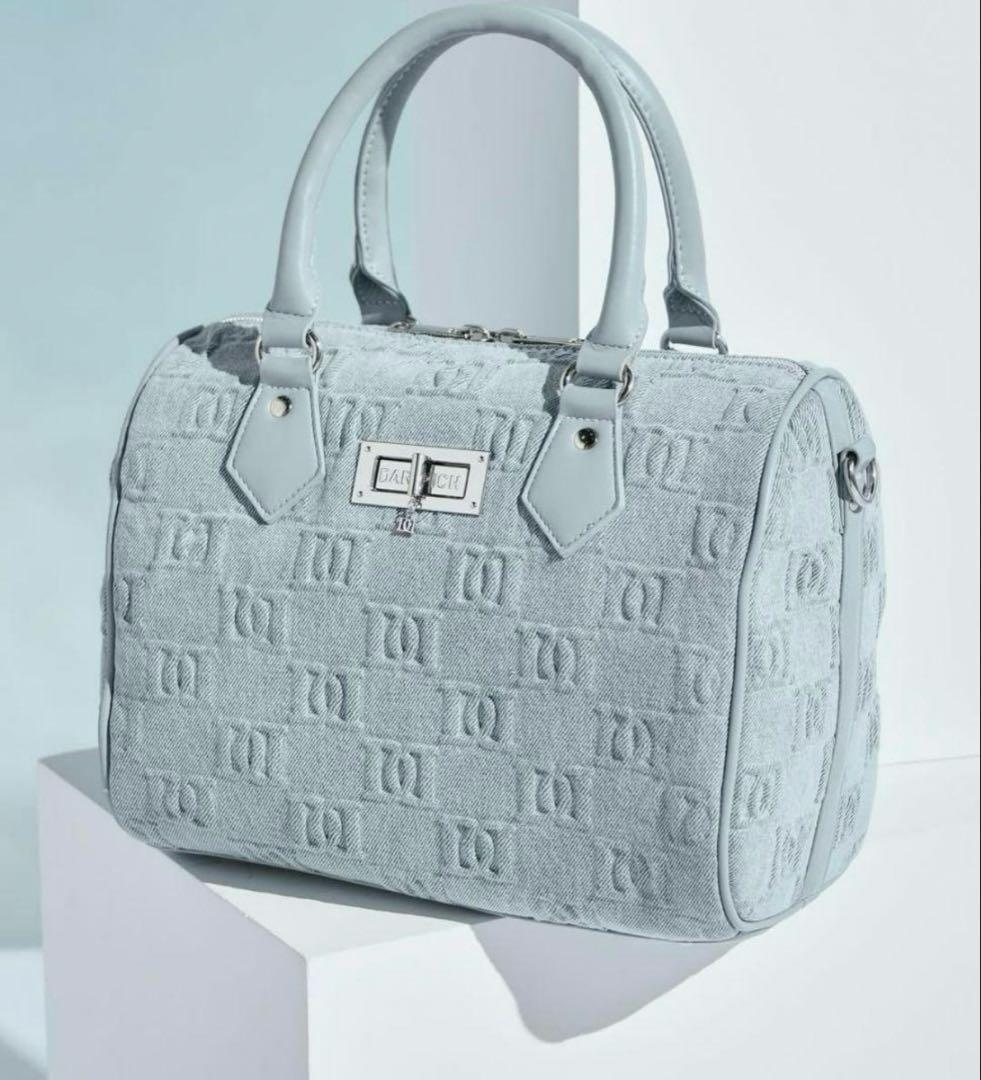 Darich エンボスロゴデニムボストンバッグ ノベルティ - メルカリ