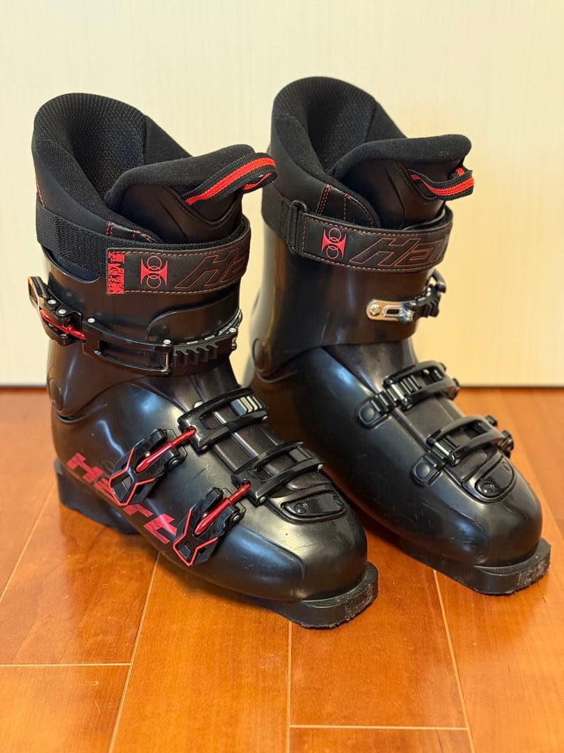 美品】HART 子ども用スキーブーツ ブラック/レッド - メルカリ