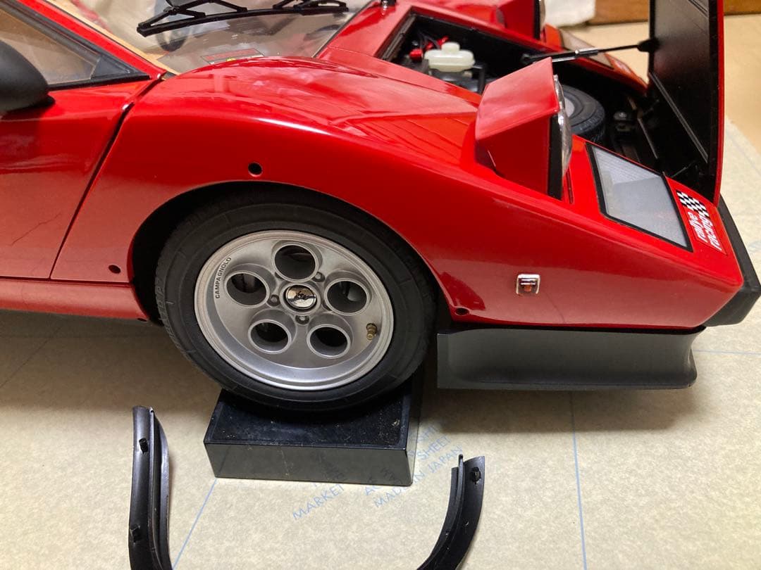 デアゴスティーニランボルギーニ・カウンタック 1/10スケール ジャンク