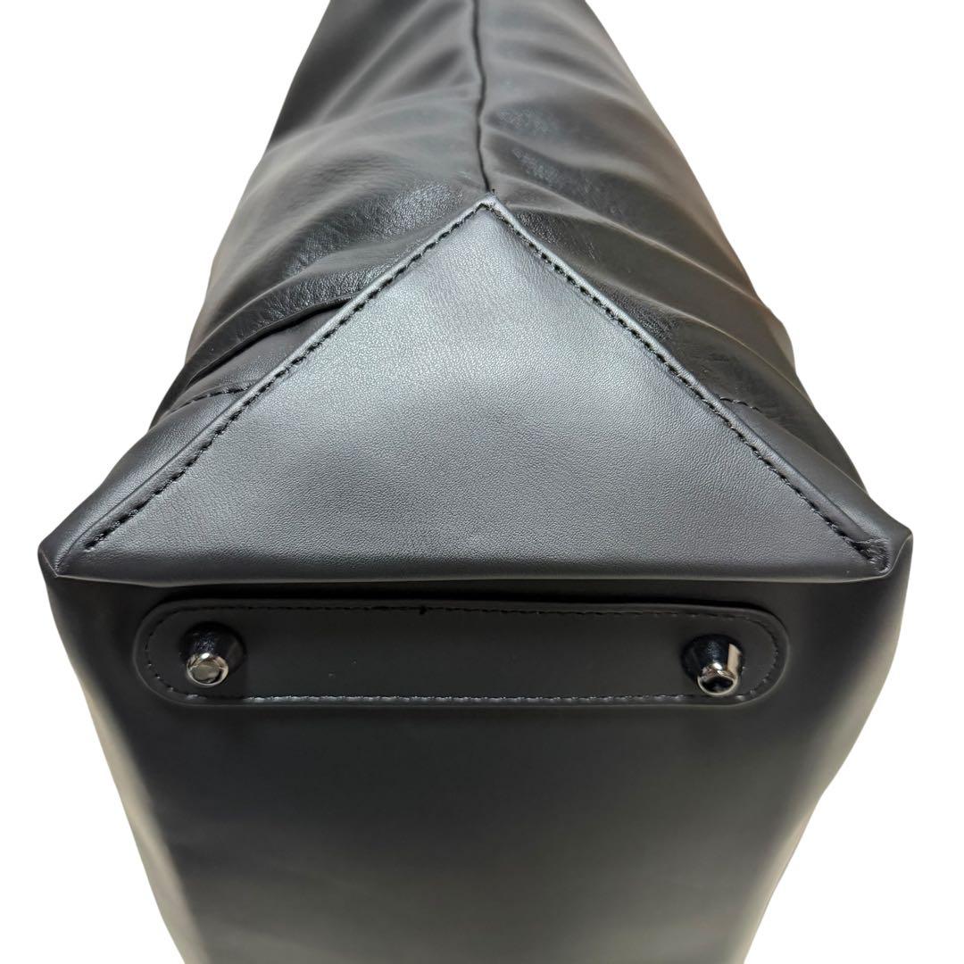 未使用】ベンツ×タイトリスト トートバッグ 黒 定価1.9万 12312 - メルカリ