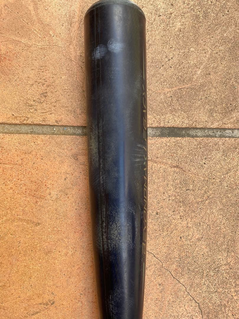 ミズノビヨンドマックスレガシーバット 84cm740gミドル