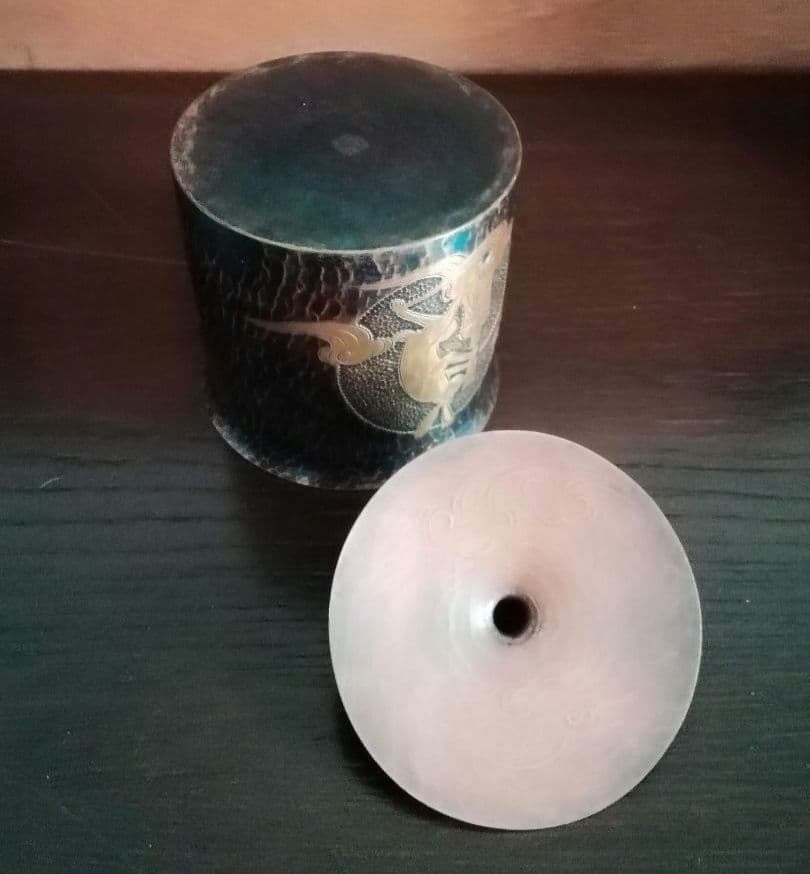 逸品 玉川堂 鎚起銅器 兎図紋 蓋物 小物入れ 煙草入れ 和骨董