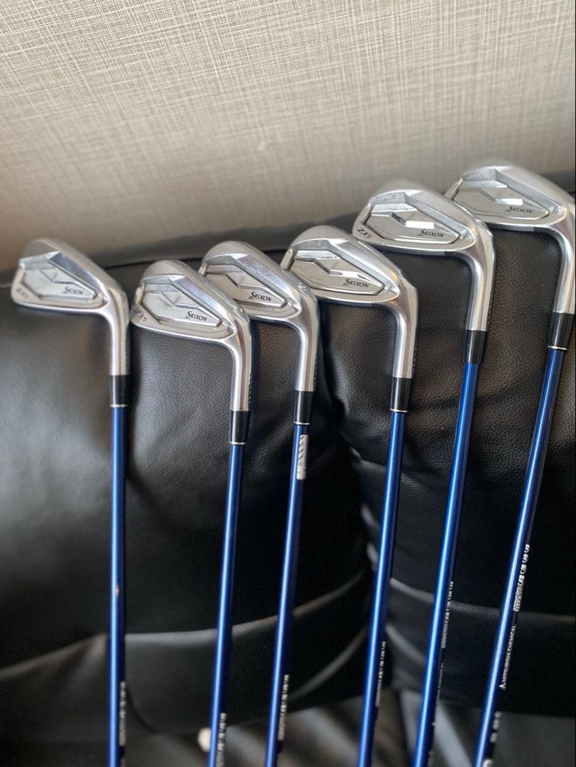 シマエナガ1点もの私物.人気を集め目標達成オルゴブレスレット