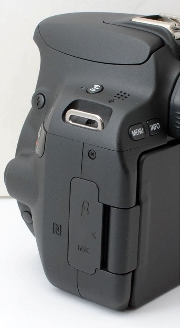 専用！Canon EOS kiss X9☆X7後継機☆Wi-Fi内蔵☆高速AF