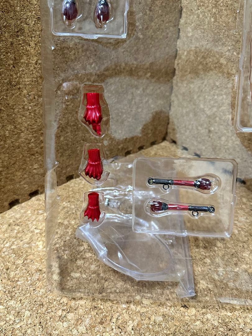 メディコム　1/6サイズ　仮面ライダー響鬼　紅