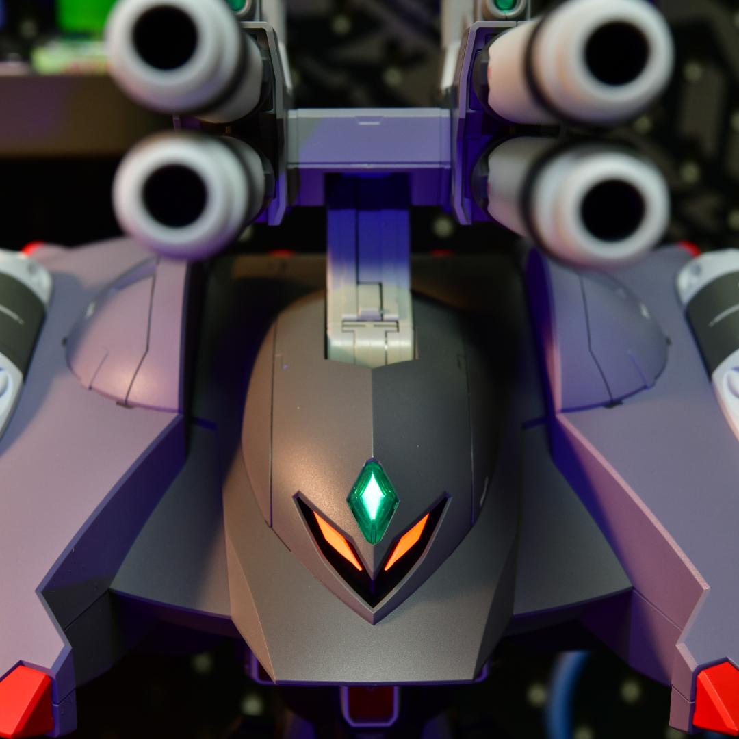 【全塗装完成品】HG デストロイガンダム