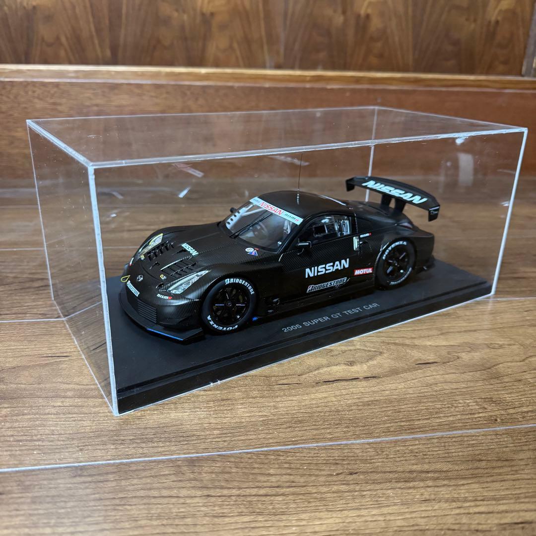 オートアート1/18フェアレディZ 2005 スーパーGTテストカー(ケース付
