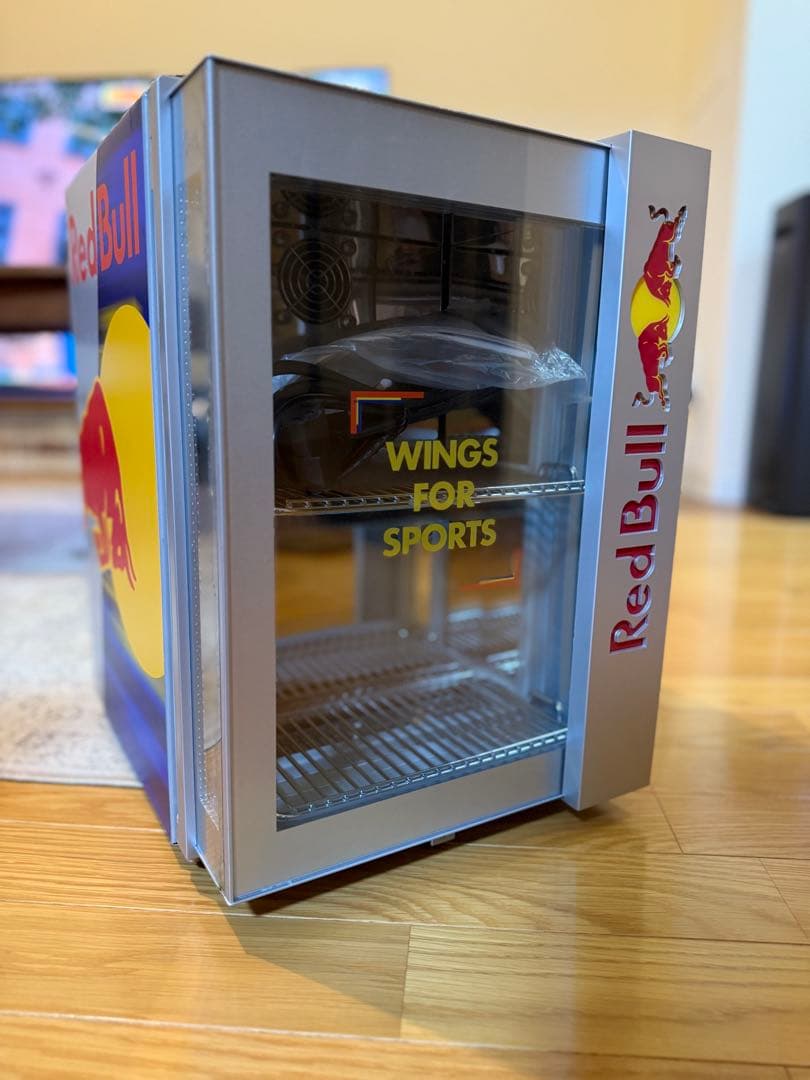 【未使用】Red Bullレッドブル小型冷蔵庫 限定非売品 ショーケース Red Bull 冷蔵ショーケース 小型冷蔵庫 非売品 レッドブル 動作確認