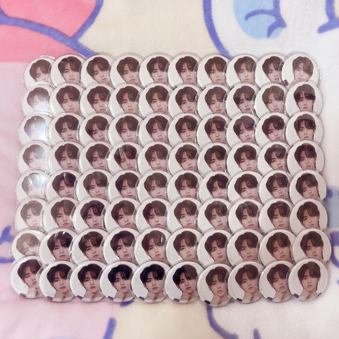 エスクプス 缶バッジ 80点セット SEVENTEEN エスクプス 缶バッジセット - メルカリ