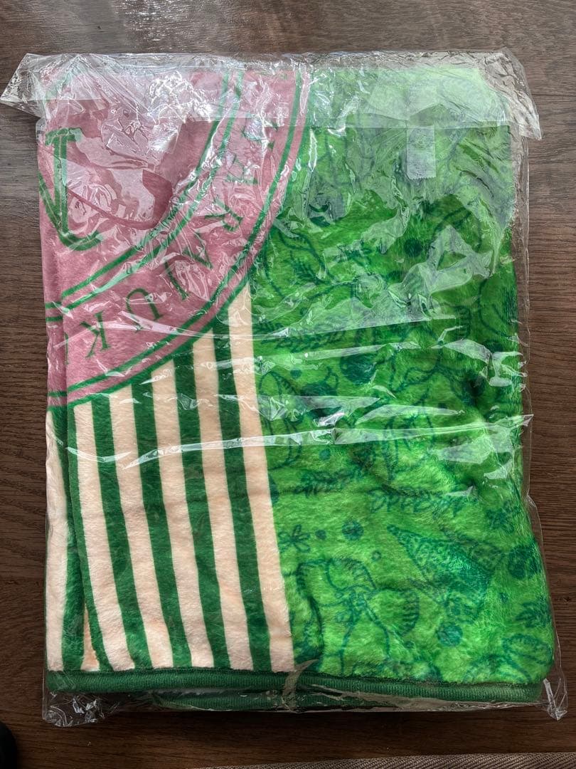 Mrs. GREEN APPLE MGA ポップアップストア ブランケット当たり