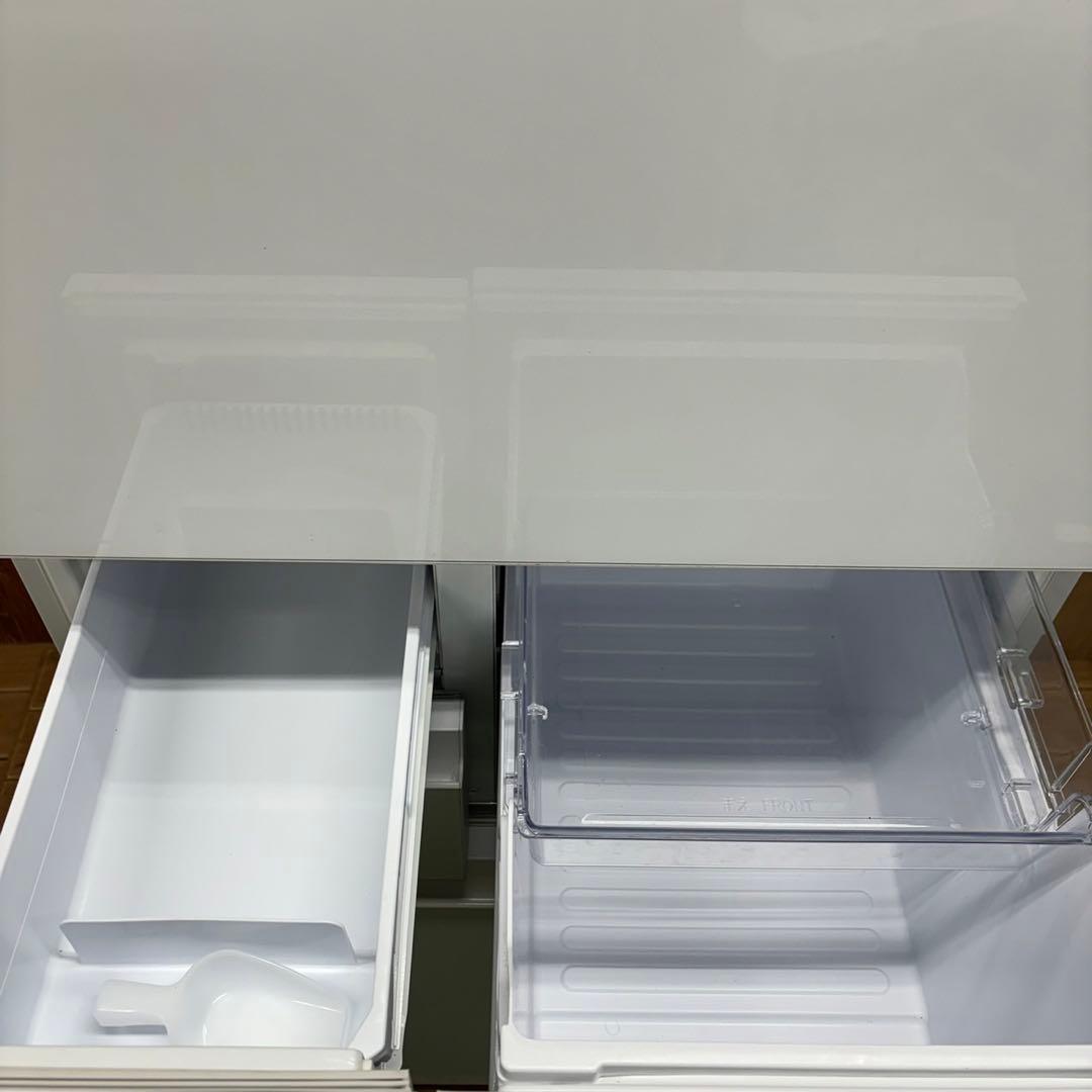 181Y シャープ 大型冷蔵庫 500L〜600L 自動製氷器付き 5ドア