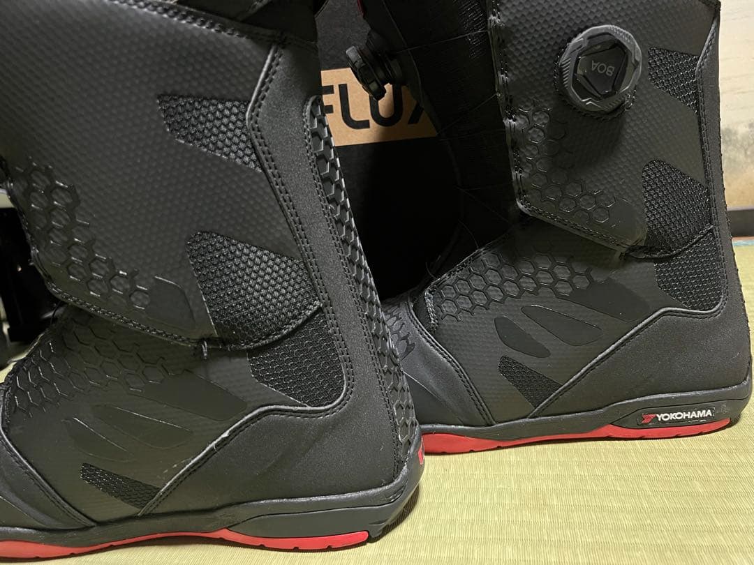 ト*シ様 中古 Flux OM-BOA 23-24 27.5cm スノーボードブ