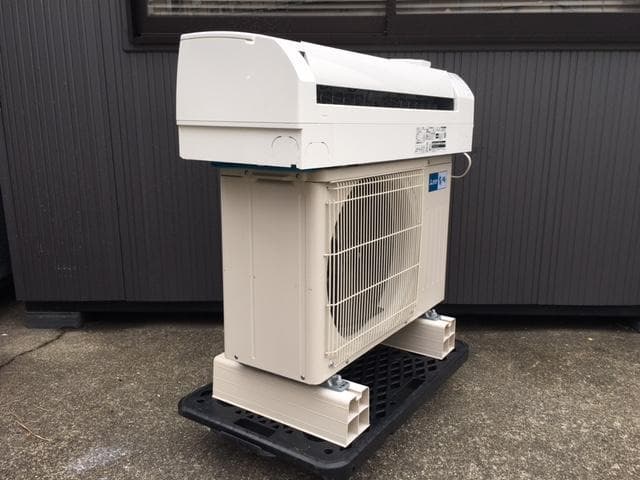 三菱　霧ヶ峰　GVシリーズ 　MSZ-GV2222-W　2022年製　2.2kw