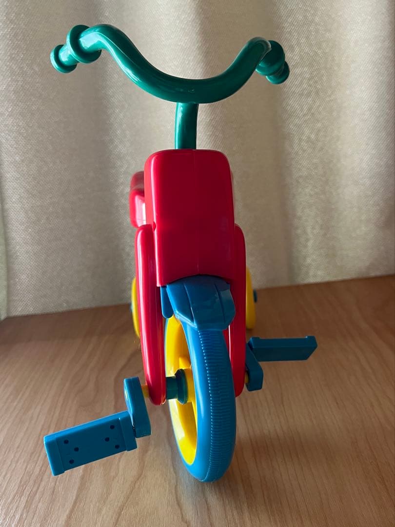 ✴︎90年代✴︎希少✴︎美品✴︎Curious e Adventures