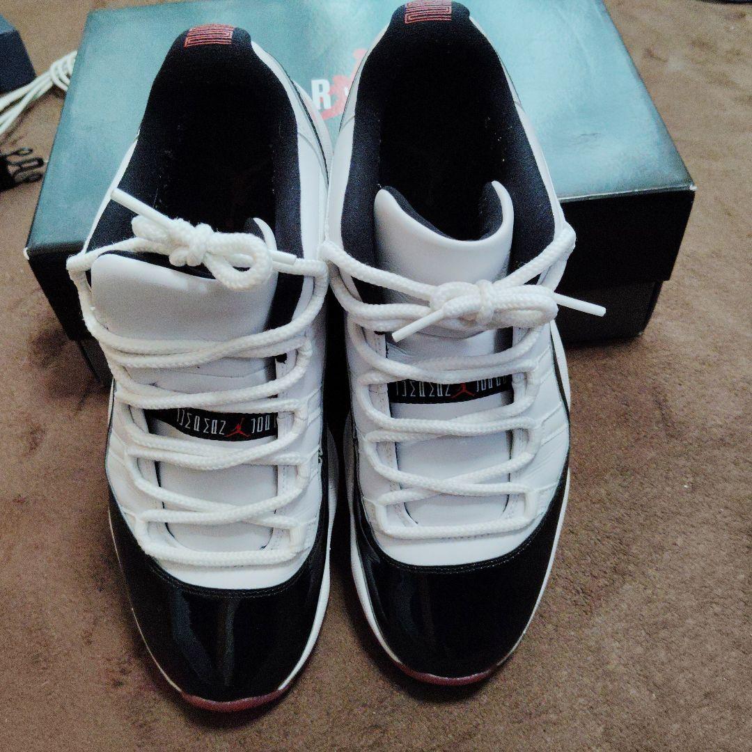 なかさん　美品Air Jordan 11 RETRO Low 28cm箱有 JORDAN BRAND AIR JORDAN 11 RETRO LOW WHITE/UNIVERSITY BLUE-CEMENT