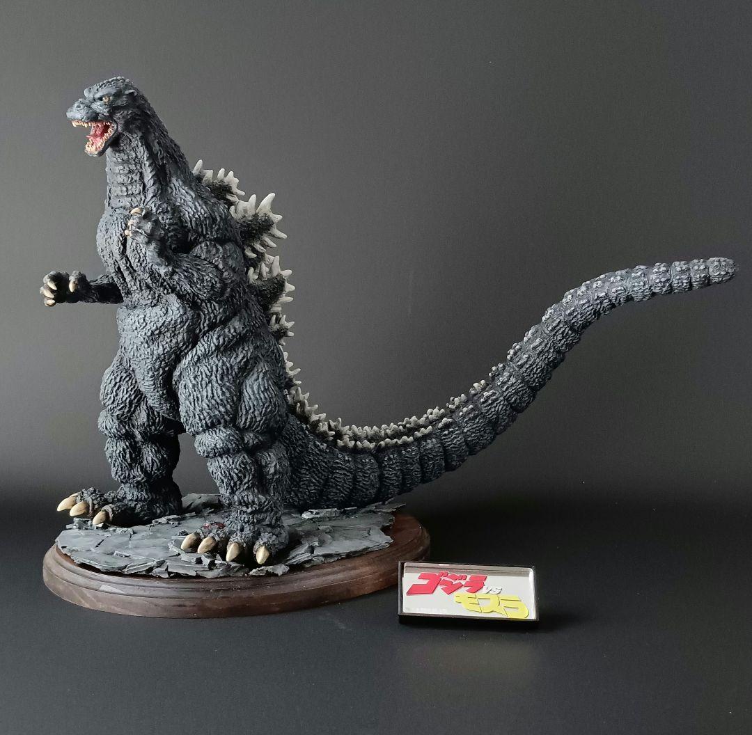 海洋堂 ゴジラ'1992 28㎝ソフビキット完成品 酒井ゆうじ原型 - メルカリ