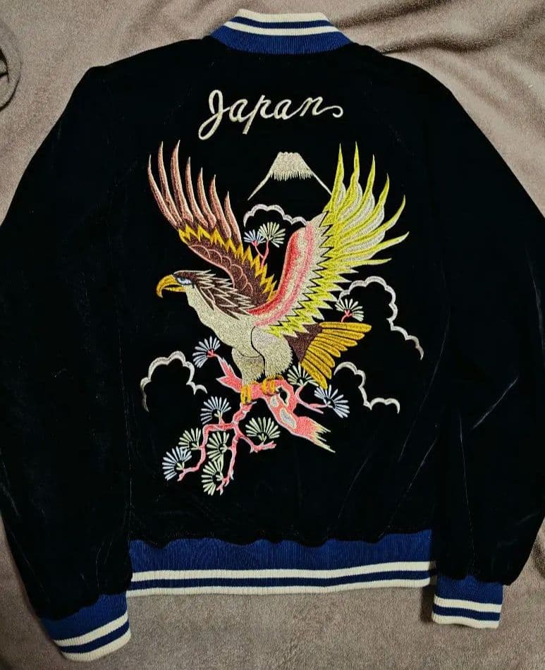 OBORO 美品 別珍 ワシ 日本限定 スカジャン unisex vintage 朧 おぼろ ヴィンテージ 鷹 刺繍 和柄 別珍 スカジャン 9043834 和