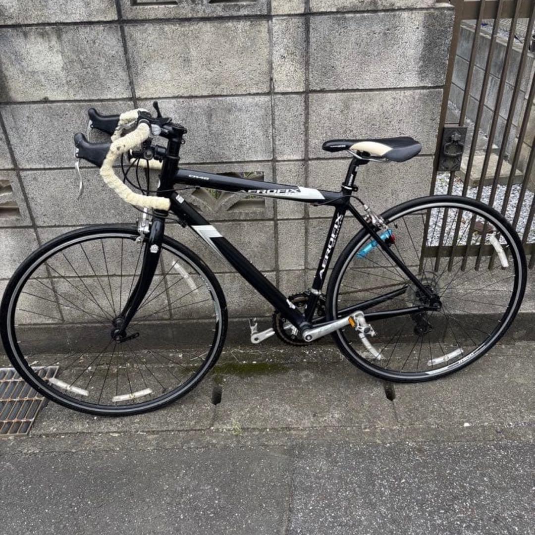 ロードバイク 中古品 大人用 黒色 埼玉県川口/東京都足立区のみ