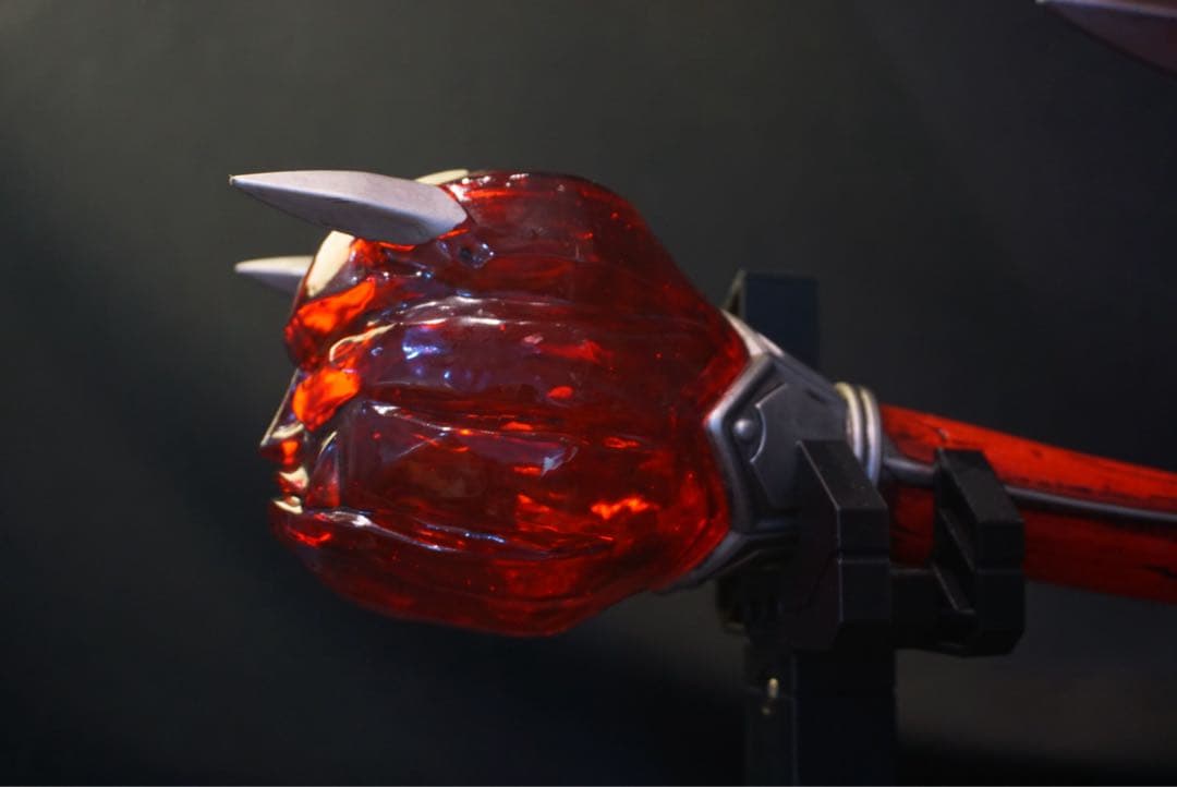 仮面ライダー響鬼 音撃棒 烈火 1：1 プロップスケール - メルカリ