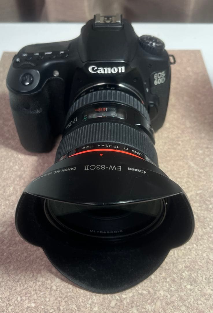Canon EOS 60D F2.8 EF17-35mmレンズ付 Amazon.com : Canon EOS 60D 18 MP CMOS Digital SLR Camera with 18