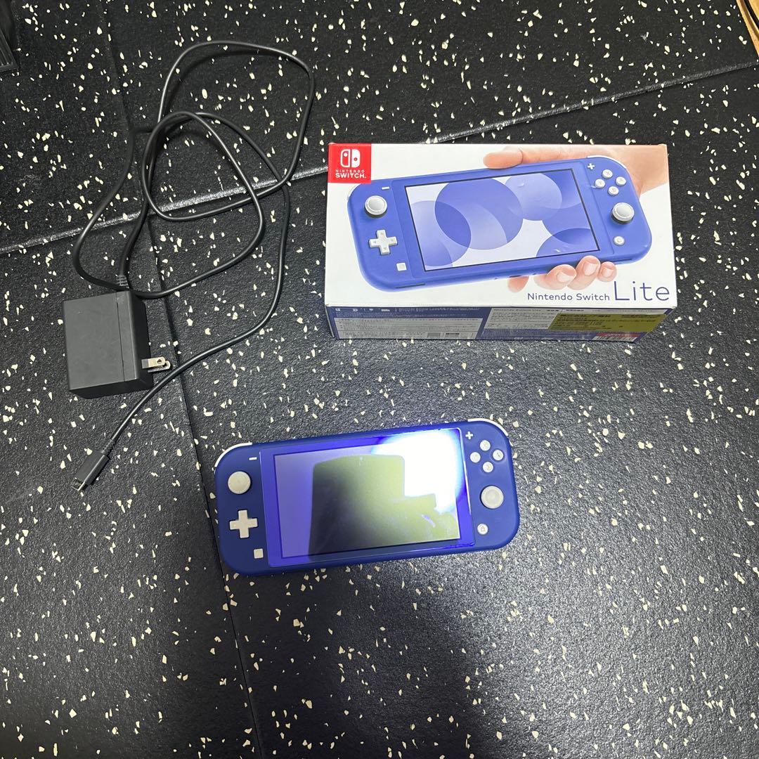 Nintendo Switch Lite 青 本体と充電器付き-Lilidia