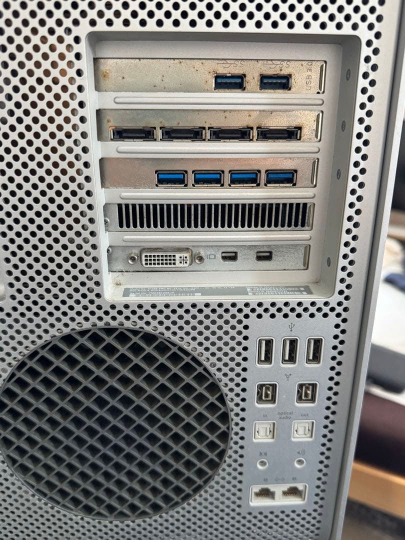 Mac Pro 2010 デュアルCPU 64GBメモリ - メルカリ