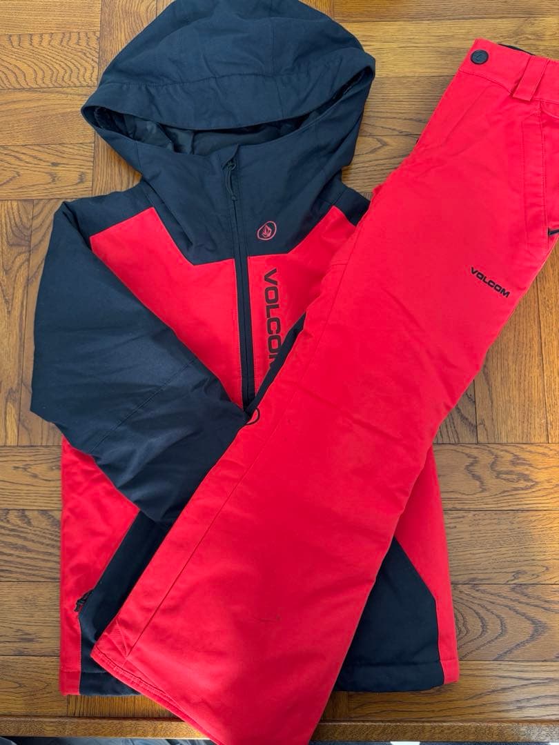 volcom スノーボードウェア 上下セット ボルコム(VOLCOM) スノーボードウェア 上下セット Primry Insulated