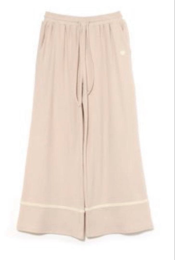 Milky pile heart long pants