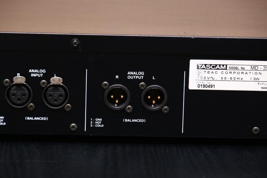 TASCAM MD-350 プロフェッショナル MDプレーヤー/レコーダー