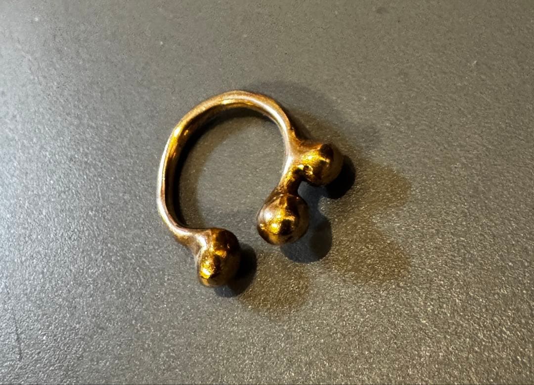 モニカカスティリオーニ オープンリング ブロンズ - メルカリ