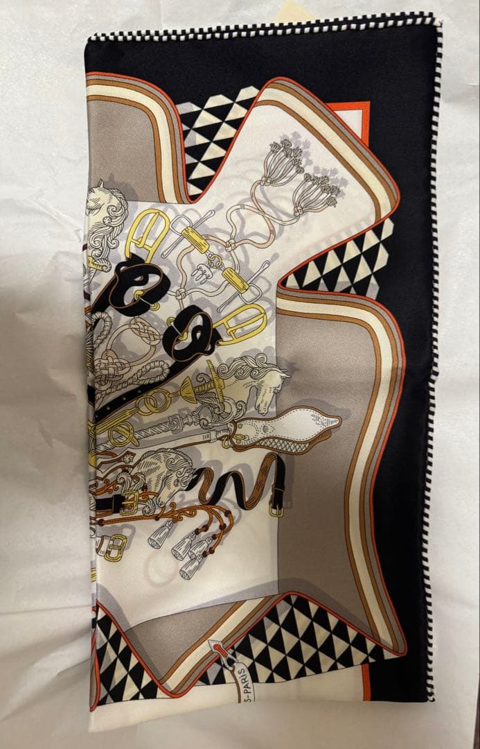 エルメス スカーフ カレ70 鞍職人の花束 シルク 2025春夏 新品未使用