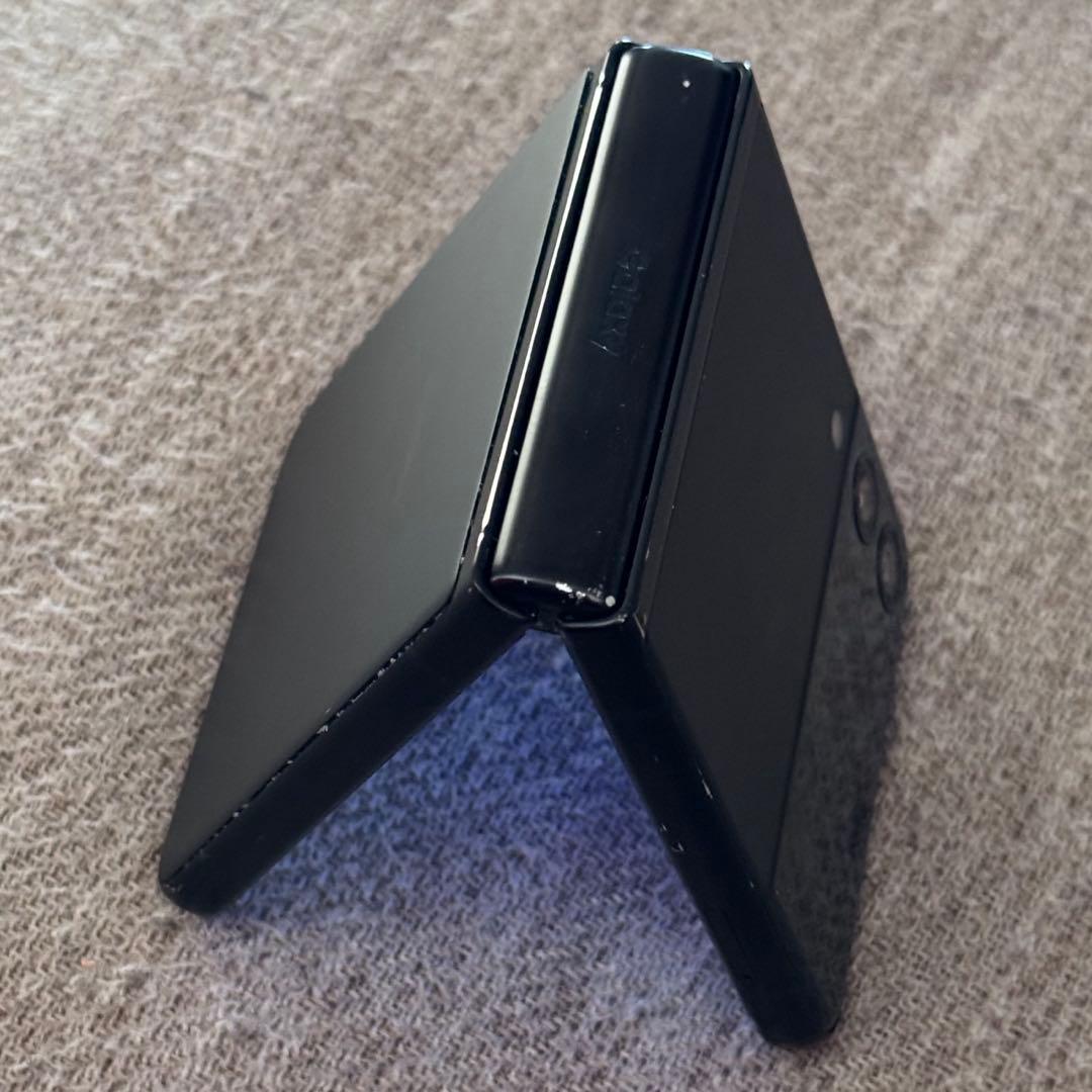 Galaxy ZFlip3 ブラック ジャンク - メルカリ