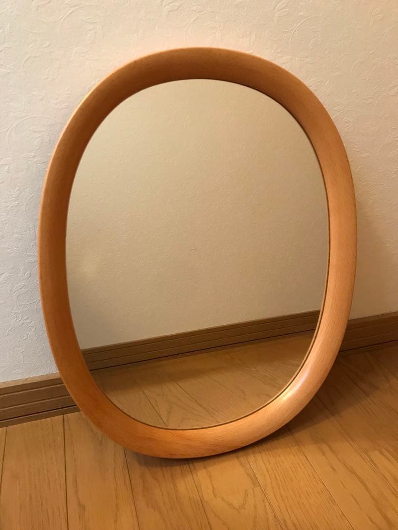 秋田木工　楕円形壁掛けミラー 柳宗理　ウォール材　白木 秋田木工 ウォールミラー 壁掛け鏡 柳宗理 大判型 古代色 曲木 モダン