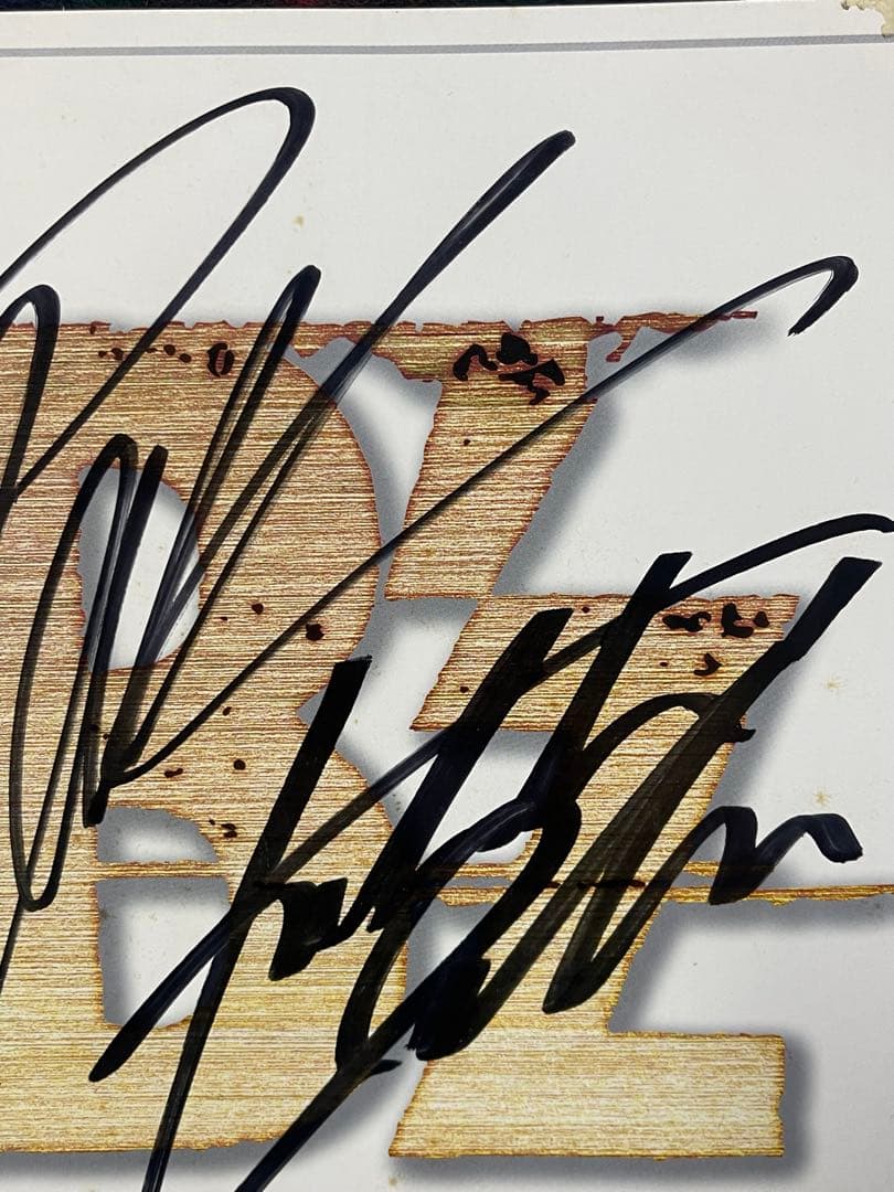 B'z SURVIVEツアー限定サイン色紙 希少　汚れあり　直筆サイン色紙 色紙