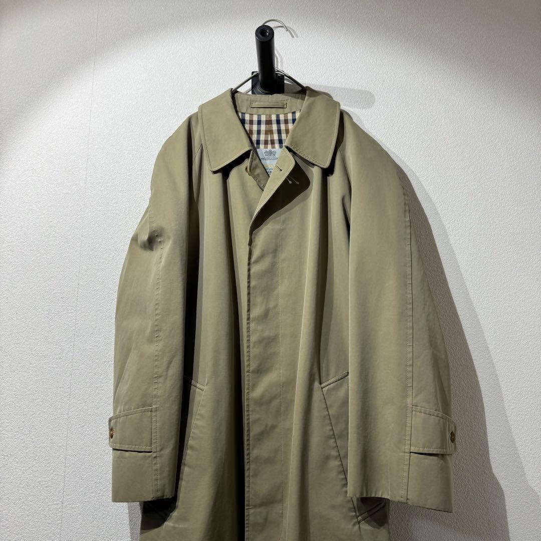 希少カラー アクアスキュータム ステンカラーコート 玉虫色 クラブ