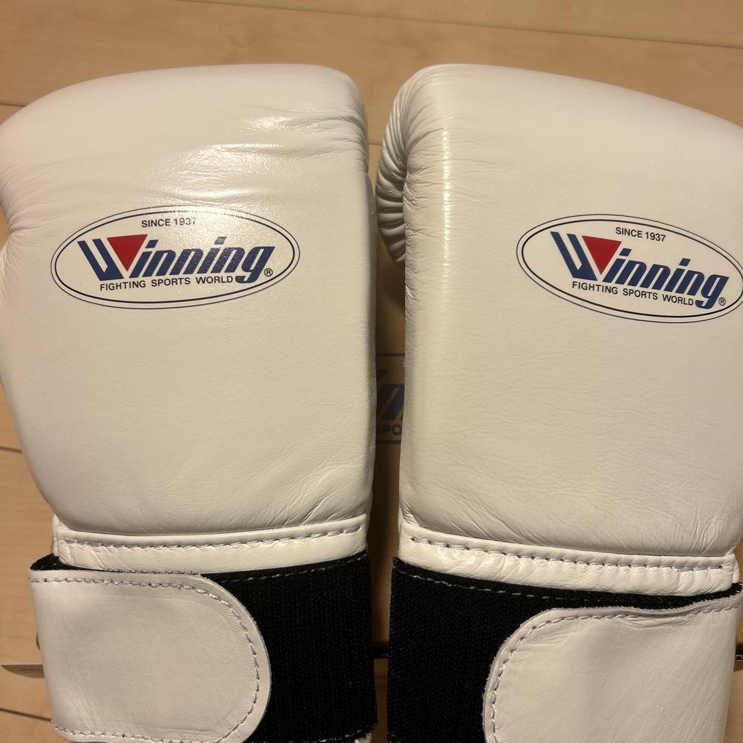 Winning ボクシンググローブ 8oz ホワイト【新品】 Winning ボクシンググローブ 8oz ホワイト - メルカリ